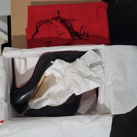 Authentic Christian Louboutin Iconic Black Kate Pumps 3.9" - Picture 11 of 13